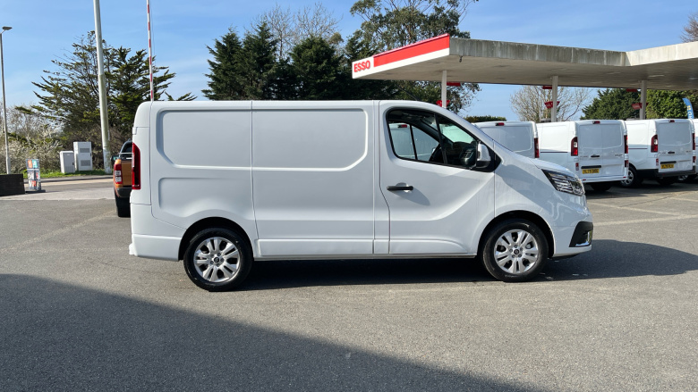 Renault Trafic Swb Diesel SL30 Blue dCi 150 Extra [Safety] Van